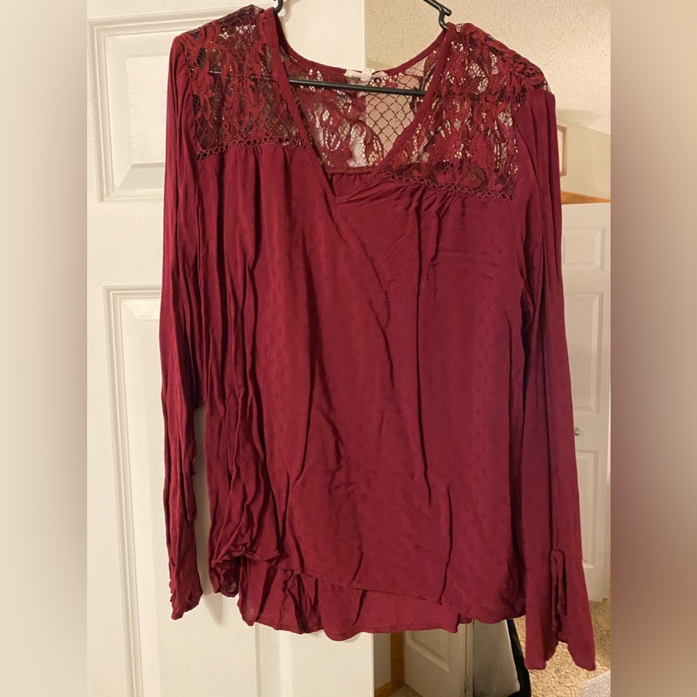 Lace maroon top